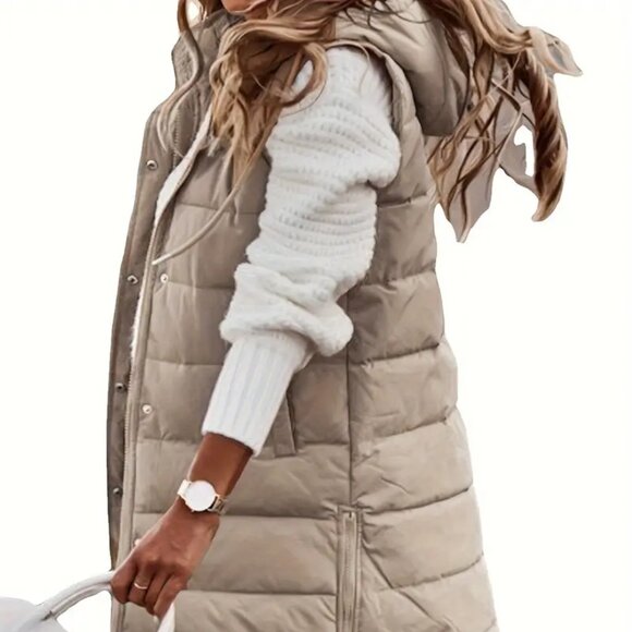 NWT Long Puffy Vest - Picture 3 of 4